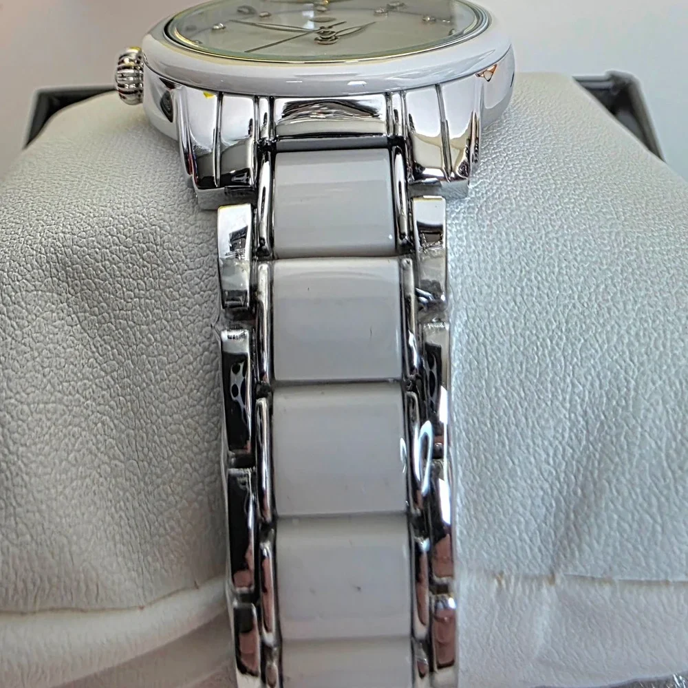 Invicta Celestial Women's Watch 34.7 mm Silver (70341) New